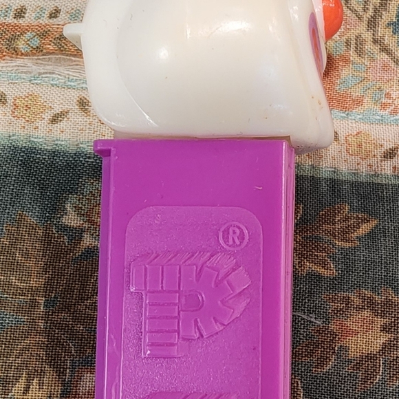 Vintage 1970 Smiling Pete Clown PEZ Candy Dispenser with Purple Stem - Picture 3 of 7